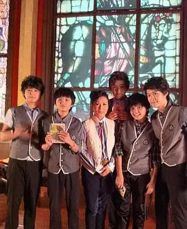 《少年进化论》：Z世代的青春狂想曲，热血与迷茫交织的成长史诗！