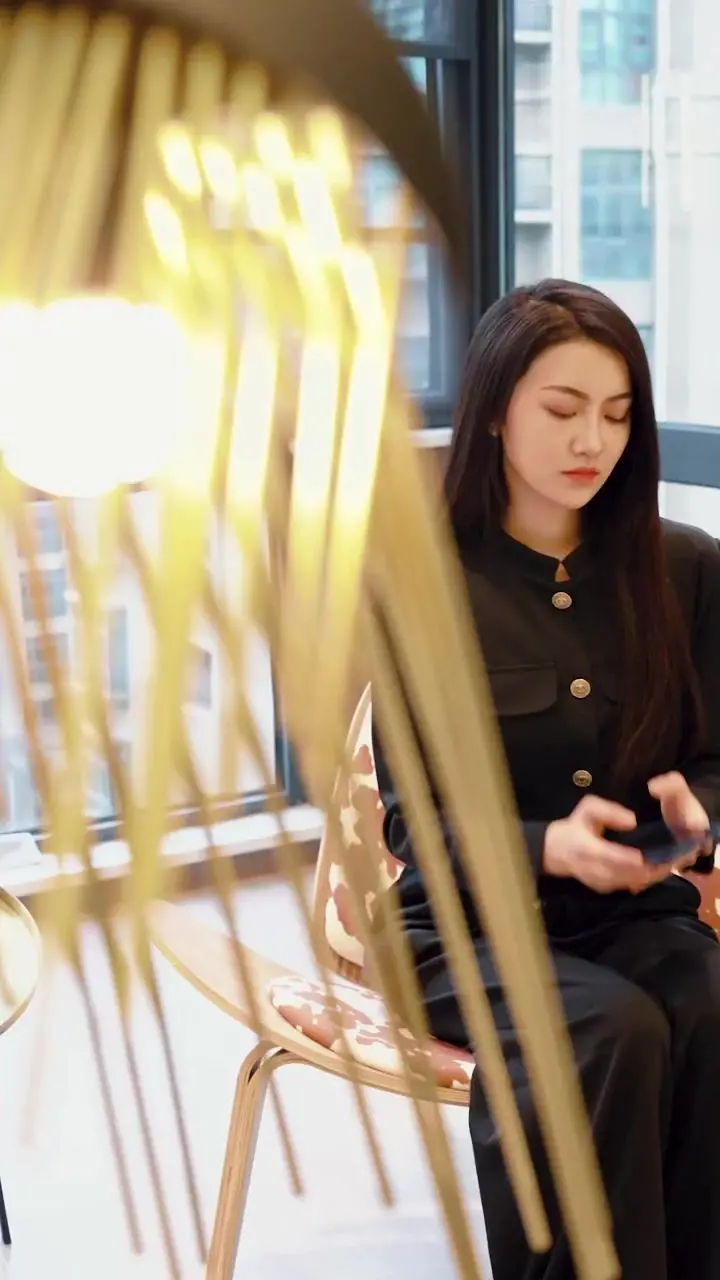 《我的财阀老婆》：霸道总裁爱上我？爆笑反转的爱情喜剧，谁说爱情不能用钱衡量？