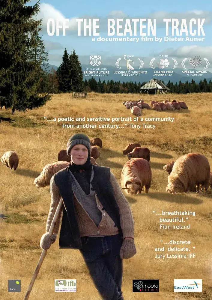 《非常生活》：平凡中的不平凡，都市群像戏的真实写照与烟火气